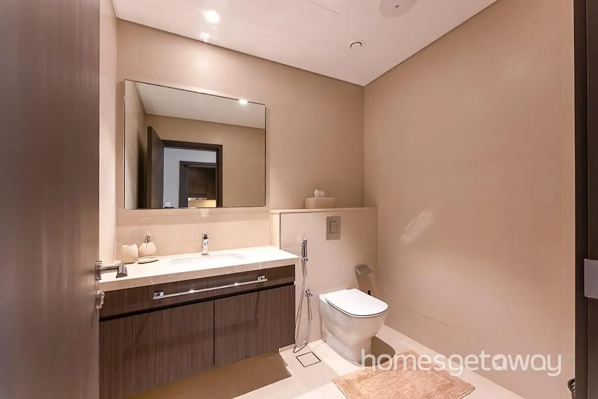 Apartment Homesgetaway - Sophisticated 3Br With Maids Room In Downtown Dubai United Arab Emirates